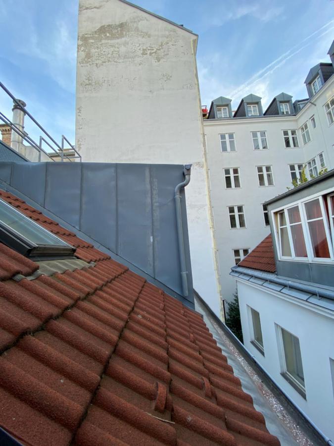 Appartement Pension 700M Zum Ring Viena Exterior foto